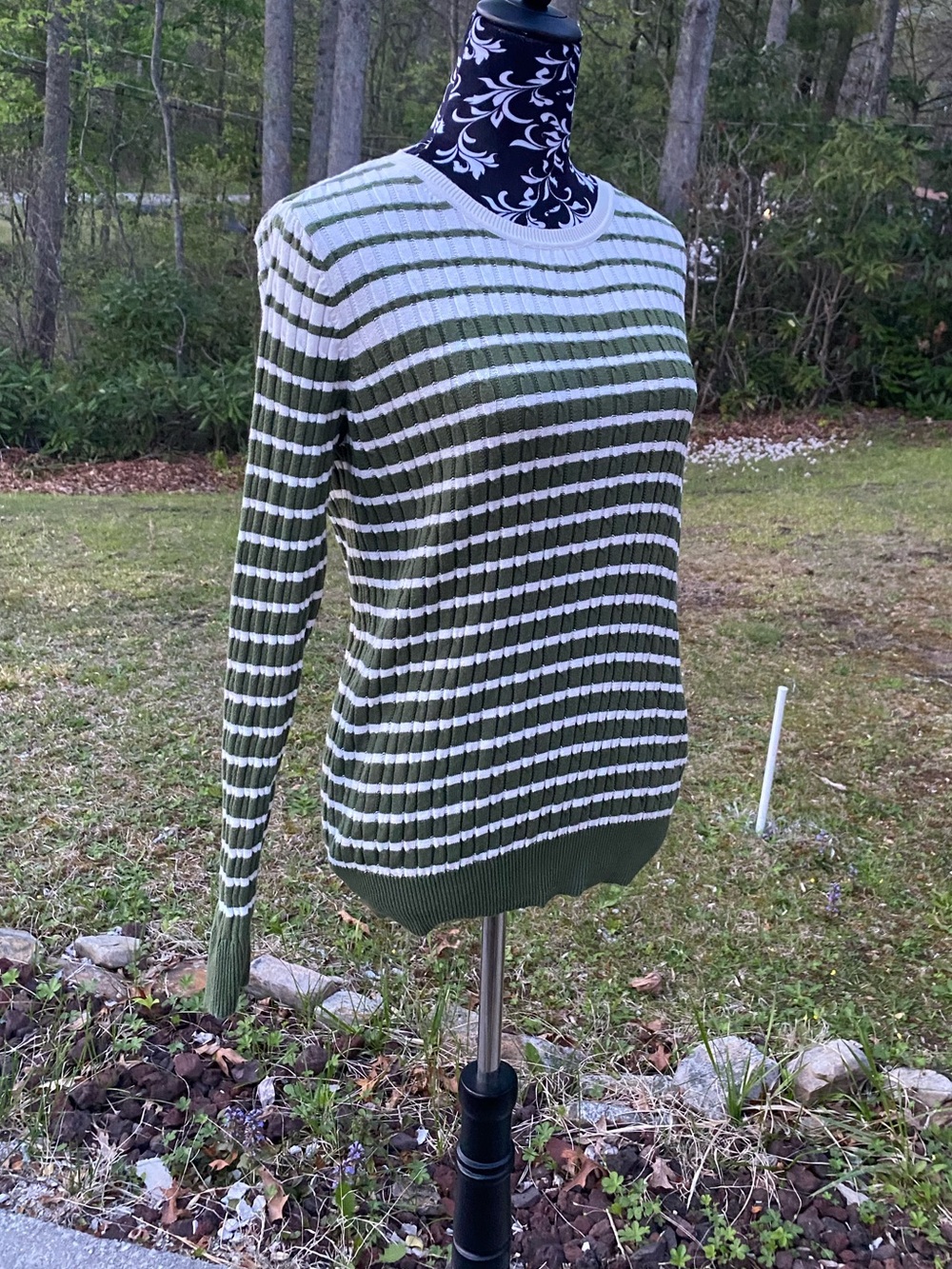 Kim Rogers White and Olive Striped Ribbed Cotton Sweater Size Small